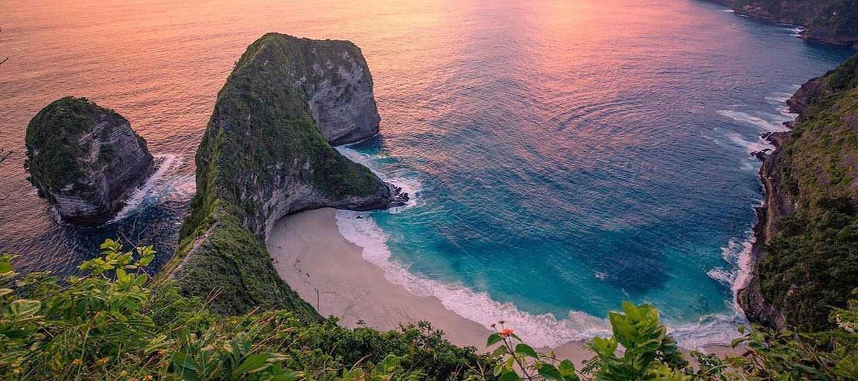 Read more about the article Full Day Nusa Penida West Tour Package From Bali